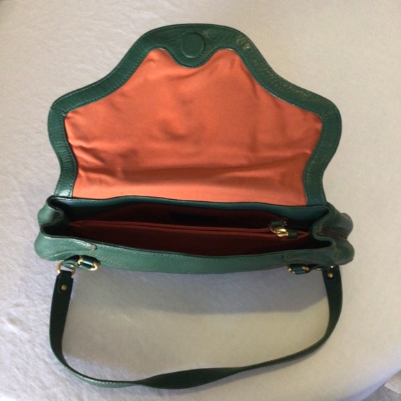 Cole Haan green leather bag. - Picture 3 of 4